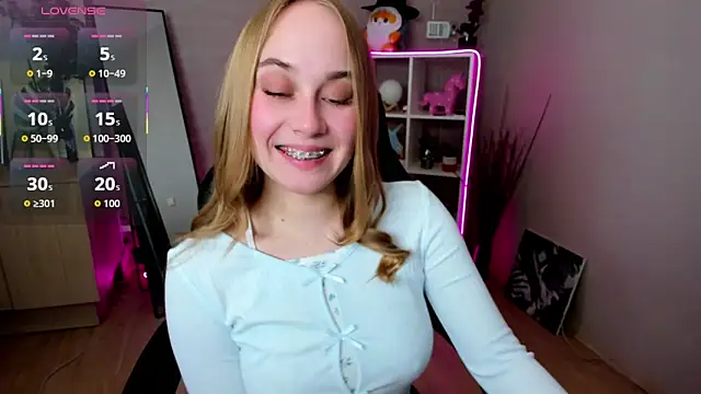 LianaBright online show from 03.23.26