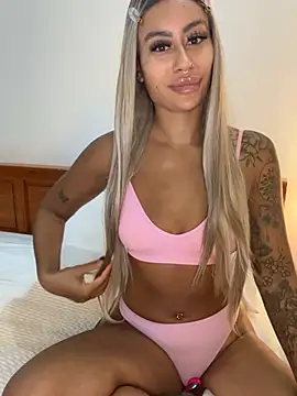 CoCo-Queen online show from 02.21.26