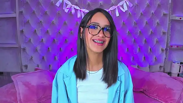 Harii 02 online show from 03.08.25