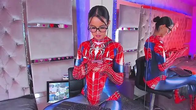 Harii 02 online show from 03.22.25