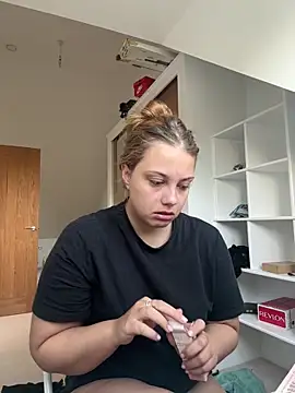 Krystal Tx online show from 09.25.25