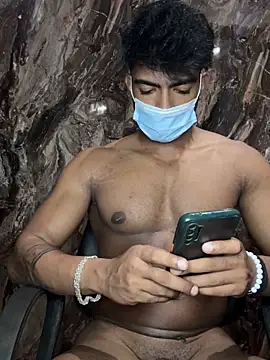 rony6663 online show from 10.31.25