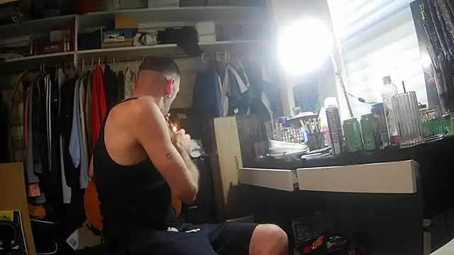 Snapshot of smokee_parT903 chatting on 10.07.25 smokee parT903 online show from 10.07.25