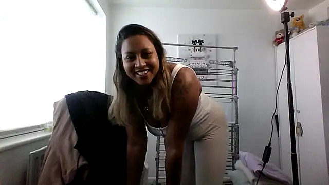 Snapshot of TEMPTING-TAMMY chatting on 01.29.25 TEMPTING-TAMMY online show from 01.29.25