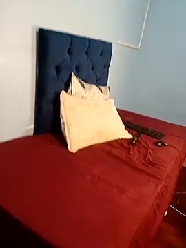 Snapshot of ROCKMAASS22 chatting on 03.20.25 ROCKMAASS22 online show from 03.20.25