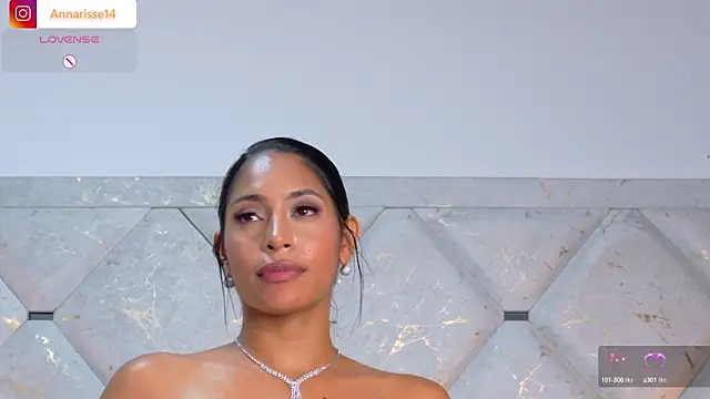 Snapshot of Anna_risse chatting on 02.22.25 Anna risse online show from 02.22.25