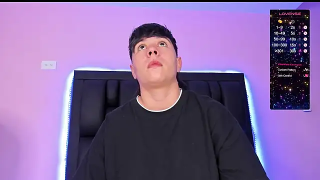 AbbySmiitth  online show from 02.25.25