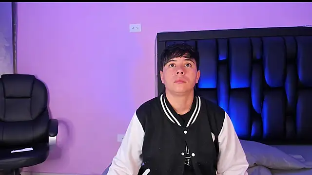 AbbySmiitth  online show from 03.01.25