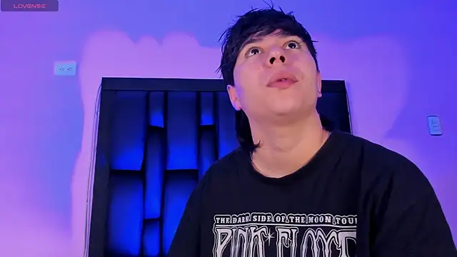 AbbySmiitth  online show from 03.20.25