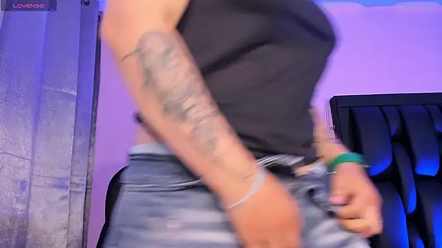 AbbySmiitth  online show from 03.21.25