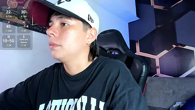 AbbySmiitth  online show from 10.21.25