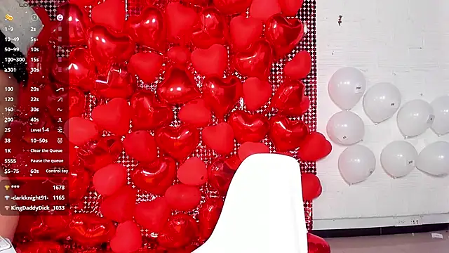 Snapshot of Crystal_Dluna chatting on 02.14.25 Crystal Dluna online show from 02.14.25