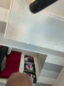 KENDER21  online show from 03.04.25