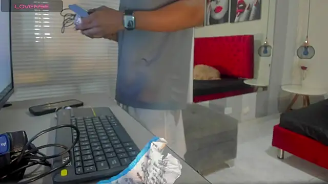 KENDER21  online show from 03.12.25