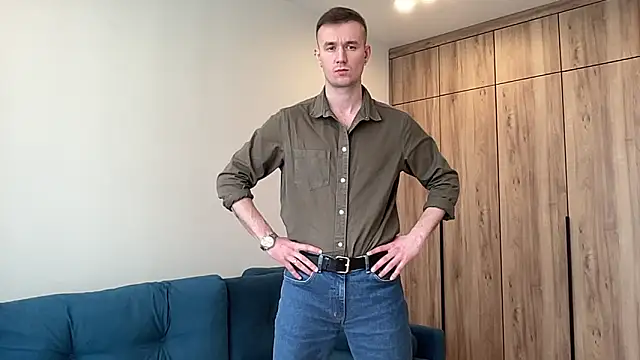 cute mark online show from 04.17.26