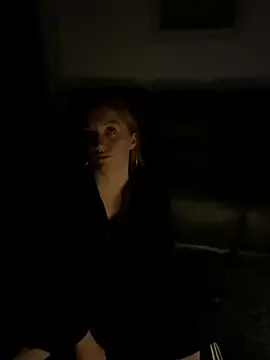 Stoner BarbieXX online show from 11.15.25