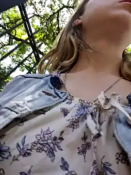 Snapshot of Public_Katrisha chatting on 12.26.24 Public Katrisha online show from 12.26.24