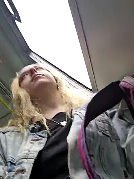 Snapshot of Public_Katrisha chatting on 10.03.25 Public Katrisha online show from 10.03.25