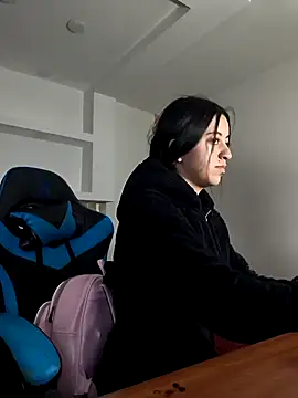 zoe connor19 online show from 10.11.25