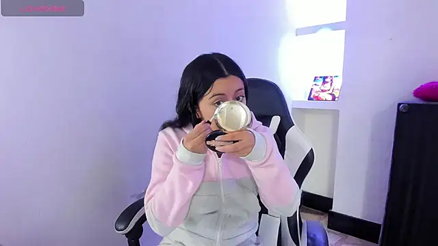 zoe connor19 online show from 03.03.26