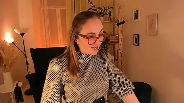 AdelaideRosabel online show from 03.10.25