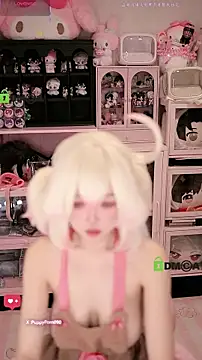 Snapshot of buluuuuuu chatting on 11.15.25 buluuuuuu online show from 11.15.25