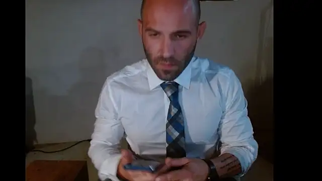 Snapshot of TheNakedPreacher chatting on 12.13.24 TheNakedPreacher online show from 12.13.24