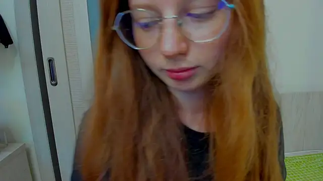 Fire Luna online show from 09.09.25