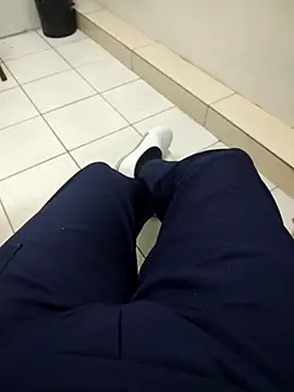 gatmoreno1 online show from 09.29.25