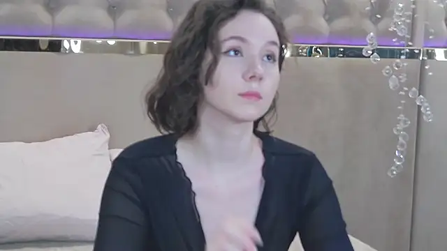 Snapshot of IreneRaye chatting on 03.22.25 IreneRaye online show from 03.22.25