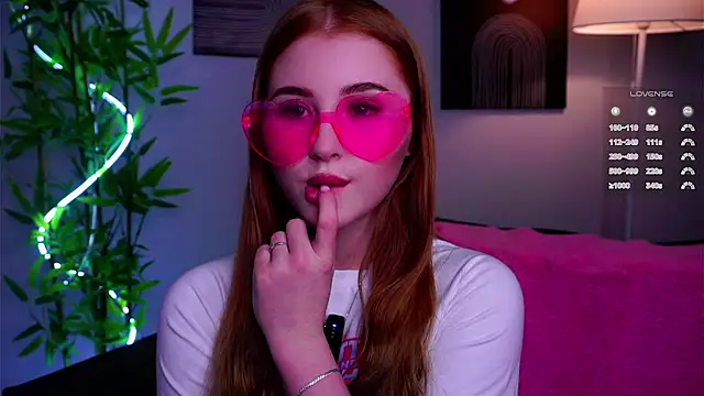 DawnAcreman online show from 03.11.25