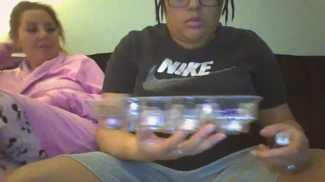 Snapshot of vanilla_chocolate23 chatting on 01.18.25 vanilla chocolate23 online show from 01.18.25