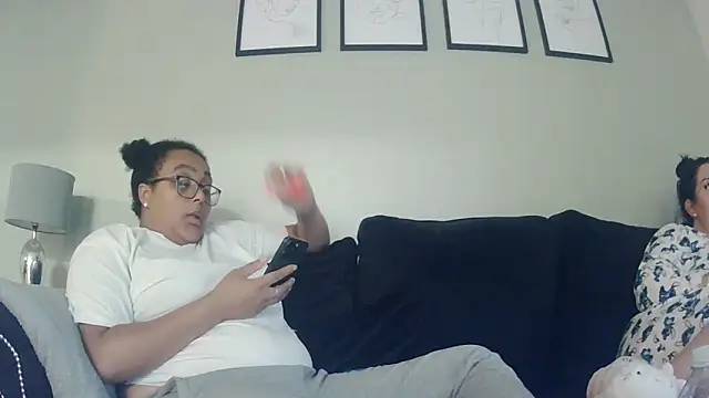 Snapshot of vanilla_chocolate23 chatting on 09.08.25 vanilla chocolate23 online show from 09.08.25