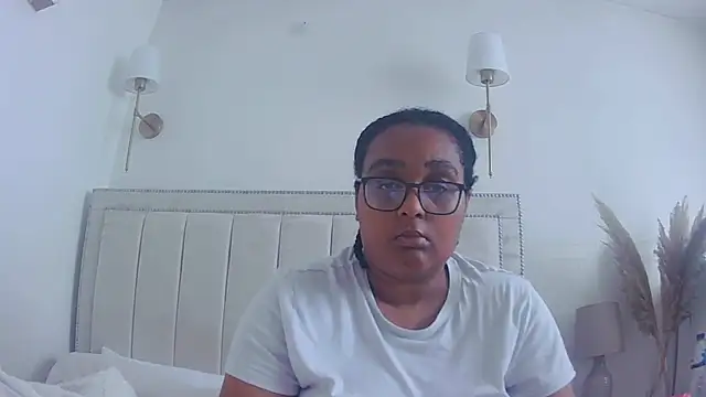 Snapshot of vanilla_chocolate23 chatting on 10.09.25 vanilla chocolate23 online show from 10.09.25