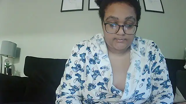 Snapshot of vanilla_chocolate23 chatting on 10.16.25 vanilla chocolate23 online show from 10.16.25