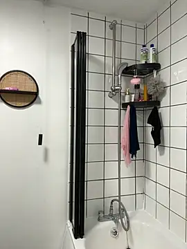 Snapshot of vanilla_chocolate23 chatting on 10.17.25 vanilla chocolate23 online show from 10.17.25