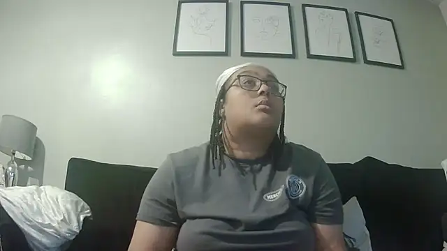 vanilla chocolate23 online show from 12.19.25