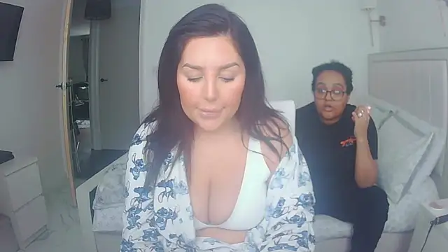 vanilla chocolate23 online show from 02.26.26