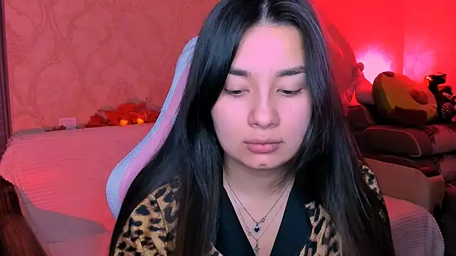 Snapshot of Swee_Alicee chatting on 10.07.25 Swee Alicee online show from 10.07.25