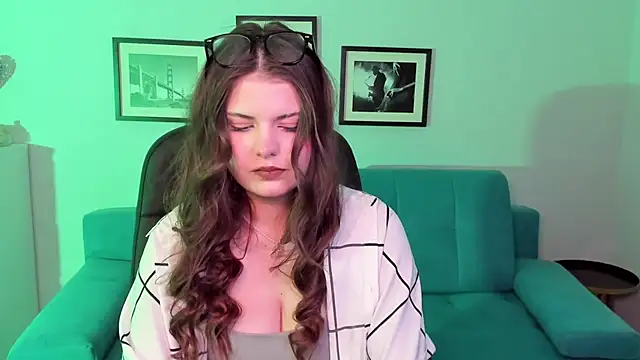 AdeliaKiss online show from 01.21.25