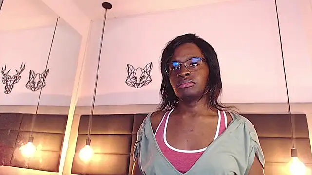 candy lovee69 online show from 10.17.25