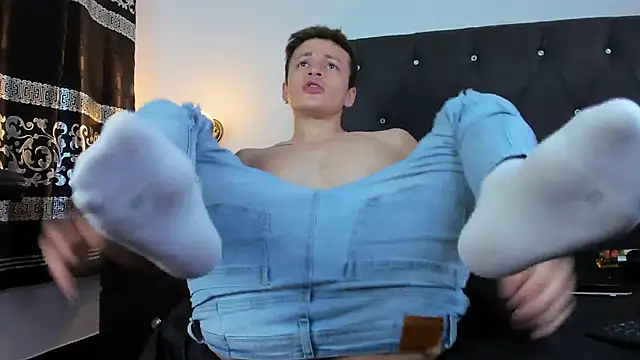 Angel Cuervo online show from 01.24.25