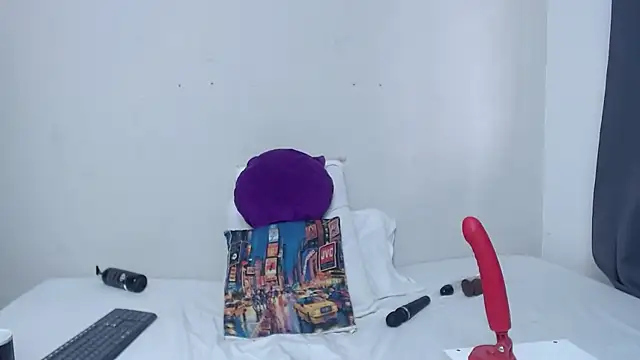 Snapshot of Nicol_Love0 chatting on 03.20.25 Nicol Love0 online show from 03.20.25