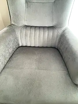 Snapshot of Periperiniz chatting on 12.19.25 Periperiniz online show from 12.19.25