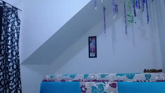 Snapshot of diamonmeli chatting on 01.24.25 diamonmeli online show from 01.24.25