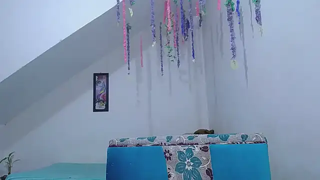 Snapshot of diamonmeli chatting on 01.24.25 diamonmeli online show from 01.24.25