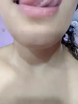 girl milk1 online show from 02.08.25