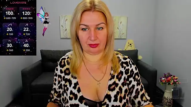 Lili Crossi online show from 10.15.25