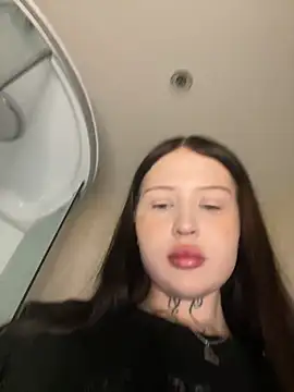 Snapshot of kate8ketee8 chatting on 02.22.25 kate8ketee8 online show from 02.22.25