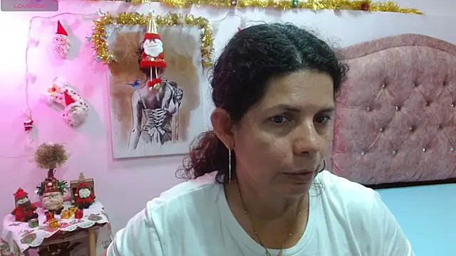 Snapshot of sila_bolum chatting on 11.20.25 sila bolum online show from 11.20.25